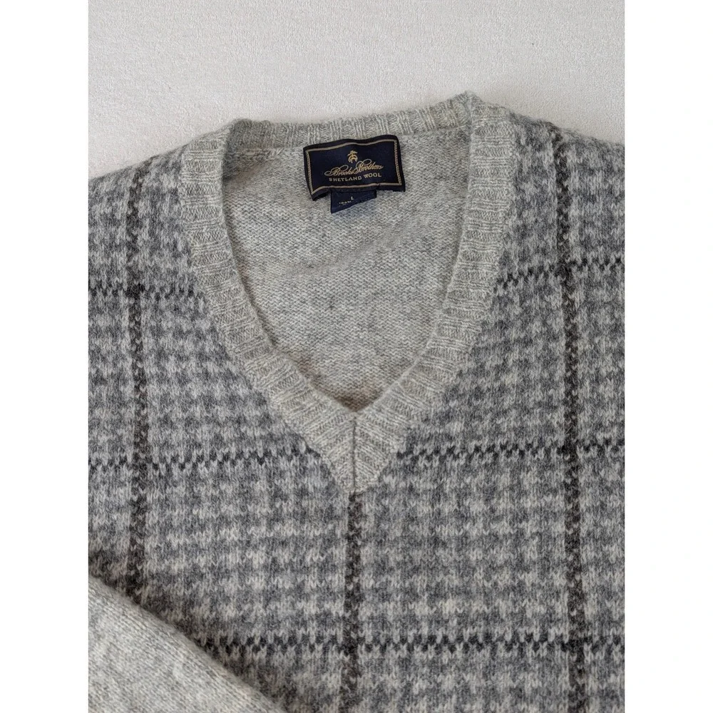 Brooks Brothers Shetland Houndstooth V-Neck Sweater Mens Large Grey Plaid Preppy